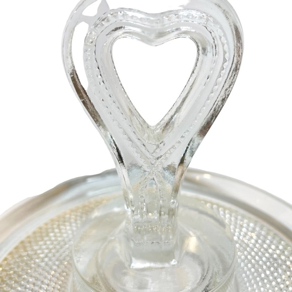 Vintage L.E.Smith Hobnail Glass Heart Handle Tray 🤍 - Picture 4 of 11